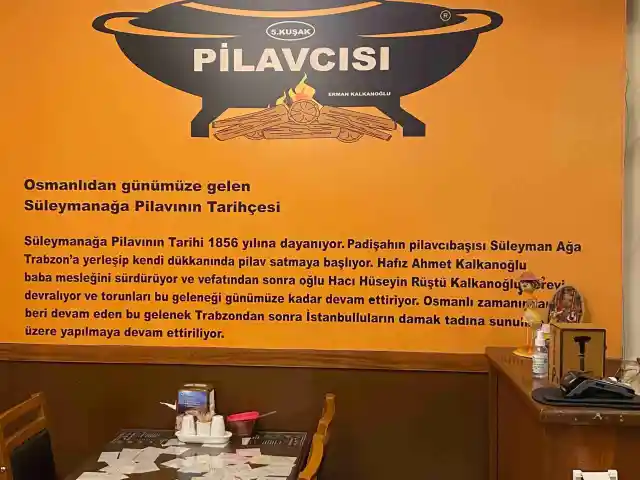 Tarihi Süleymanağa Pilavcısı'nin yemek ve ambiyans fotoğrafları 3