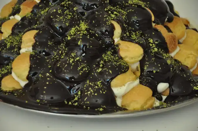 Beylerbeyi Profiterol'nin yemek ve ambiyans fotoğrafları 2