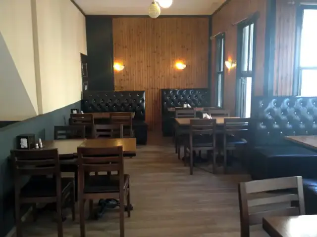 Le-Pi Chicken Express (Kadıköy)'nin yemek ve ambiyans fotoğrafları 4