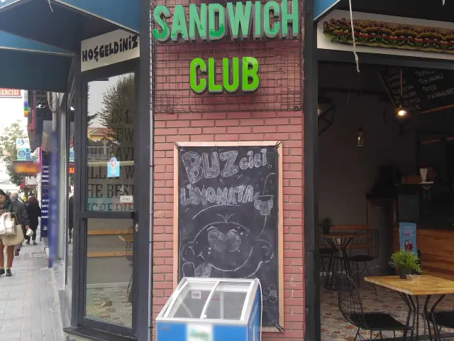 Sandwich Club'nin yemek ve ambiyans fotoğrafları 3
