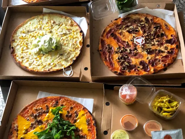 Yumm Pizza'nin yemek ve ambiyans fotoğrafları 17