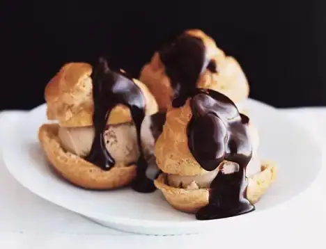 Beylerbeyi Profiterol'nin yemek ve ambiyans fotoğrafları 6