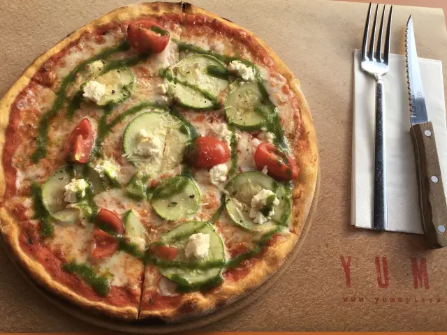 Yumm Pizza'nin yemek ve ambiyans fotoğrafları 34