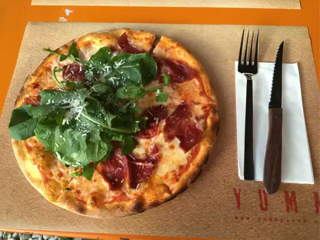 Yumm Pizza'nin yemek ve ambiyans fotoğrafları 46