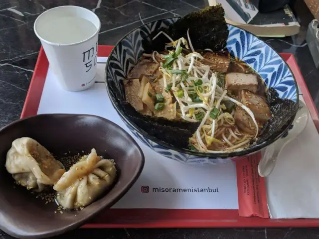 Miso Ramen'nin yemek ve ambiyans fotoğrafları 15