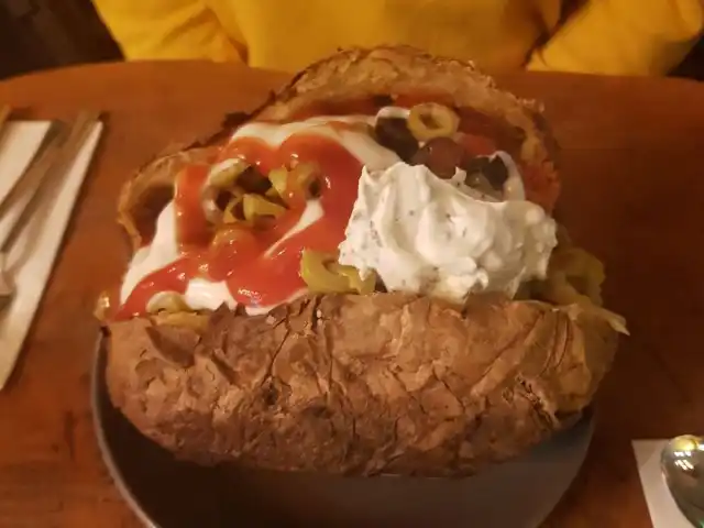 Qütük Waffle Kumpir'nin yemek ve ambiyans fotoğrafları 22