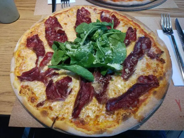 Yumm Pizza'nin yemek ve ambiyans fotoğrafları 79