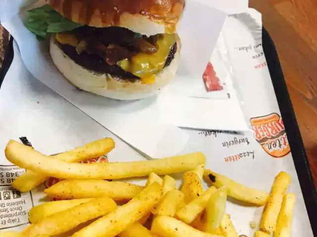 Etten Burger'nin yemek ve ambiyans fotoğrafları 43