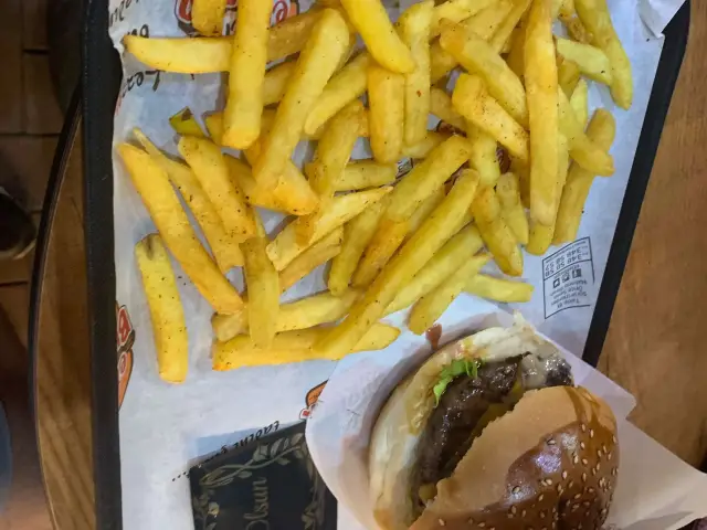 Etten Burger'nin yemek ve ambiyans fotoğrafları 35