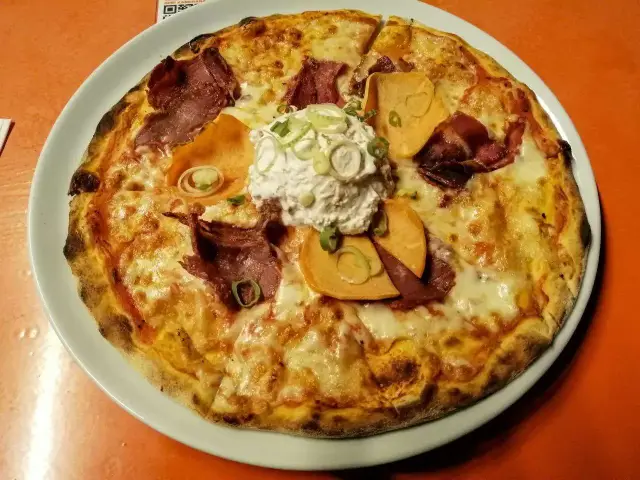 Yumm Pizza'nin yemek ve ambiyans fotoğrafları 72