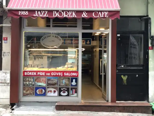 Jazz Cafe & Börek Salonu'nin yemek ve ambiyans fotoğrafları 11