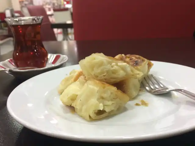 Sarıyer Börekcisi Bakırköy'nin yemek ve ambiyans fotoğrafları 18