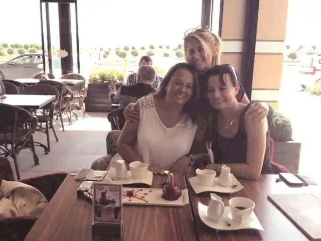 Dilek Pastanesi'nin yemek ve ambiyans fotoğrafları 4