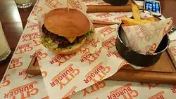 City Burger'nin yemek ve ambiyans fotoğrafları 1