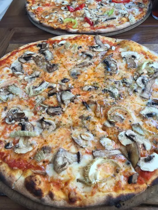 Fornello Pizzeria'nin yemek ve ambiyans fotoğrafları 8