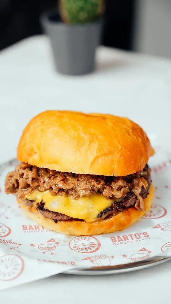 Barto's Burger Place'nin yemek ve ambiyans fotoğrafları 10