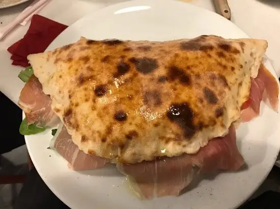 Pizzeria Il Pellicano'nin yemek ve ambiyans fotoğrafları 1