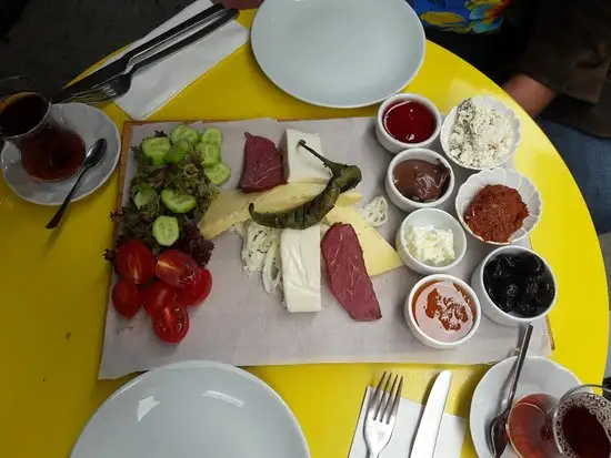 Ops cafe Karaköy'nin yemek ve ambiyans fotoğrafları 1