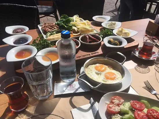 Sahil Rest Cafe'nin yemek ve ambiyans fotoğrafları 2