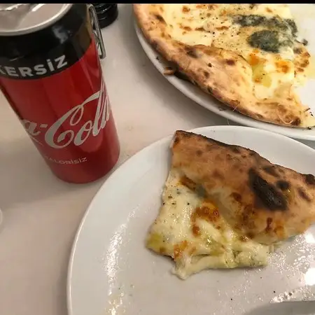 Pizzeria Il Pellicano'nin yemek ve ambiyans fotoğrafları 13