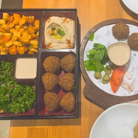 Tahin Karaköy'nin yemek ve ambiyans fotoğrafları 14