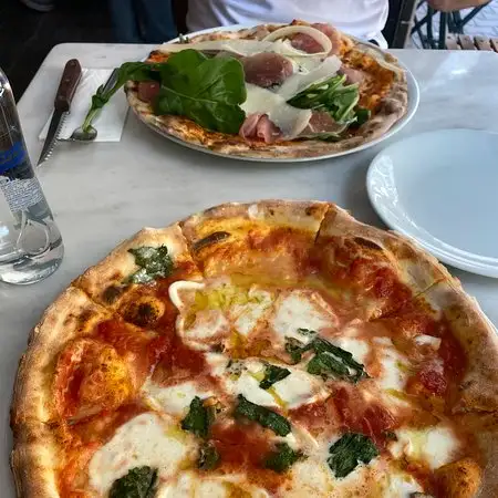 Pizzeria Il Pellicano'nin yemek ve ambiyans fotoğrafları 6