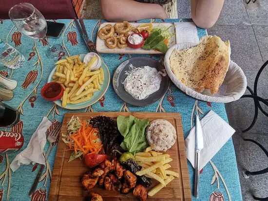 Köşk 1981 Cafe & Restaurant'nin yemek ve ambiyans fotoğrafları 9