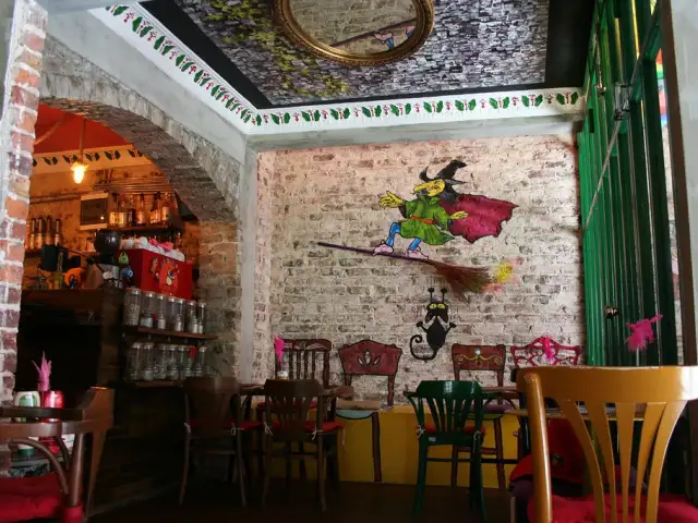 Cadıköy Cafe'nin yemek ve ambiyans fotoğrafları 18