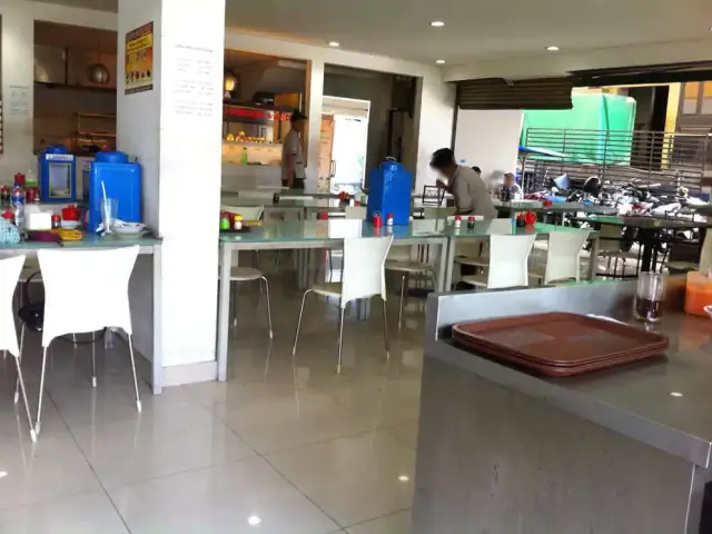 Gambar Makanan Padang Bistro 7