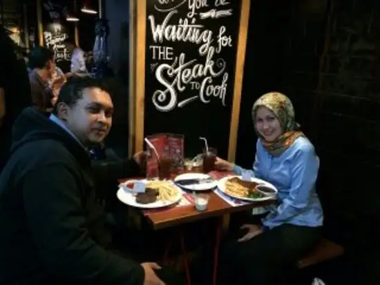 Gambar Makanan Steak Hotel by Holycow! #TKP Benhil 2