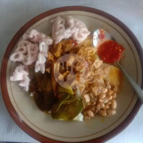 Gambar Makanan Kupat Tahu Mangunreja Mang Komar, Indihiang 6