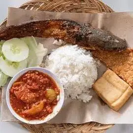 Gambar Makanan Pecel Lele & Penyetan Spesial Sambal Pantura, Ngaglik 1