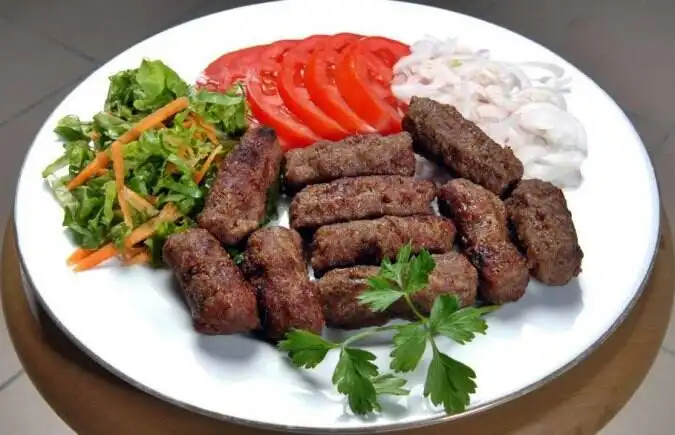 Y'Doy Mini Restoran'nin yemek ve ambiyans fotoğrafları 5