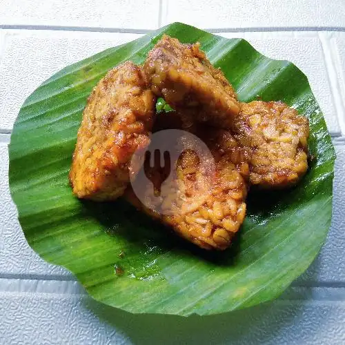 Gambar Makanan Nasi Uduk Nadiyah, Gg Osek 11