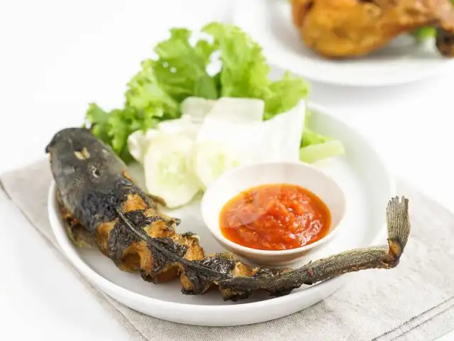 Gambar Makanan Waroeng Seafood 999 "Ikan Bakar & Pecel Lele", Kapten Arivai 2