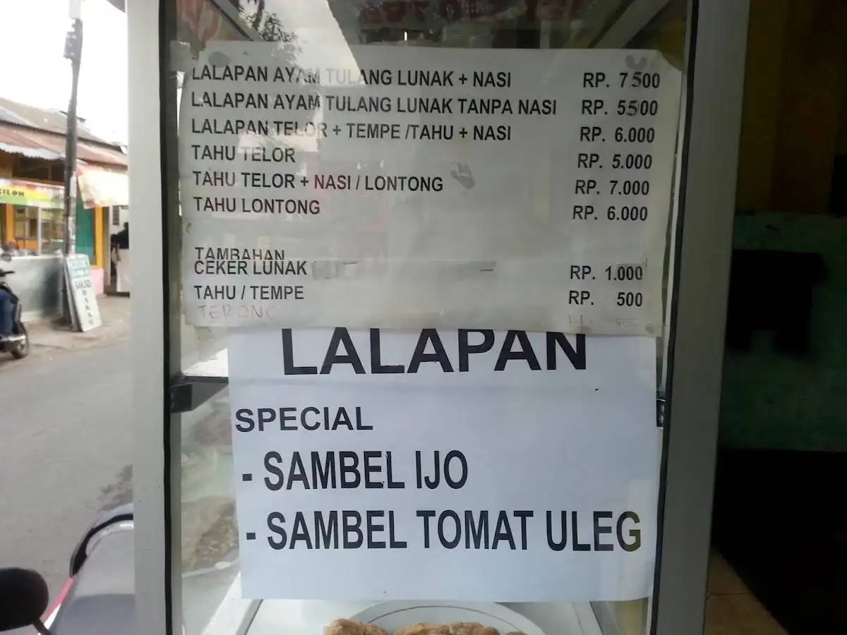 Lalapan Ayam Tulang Lunak Weni