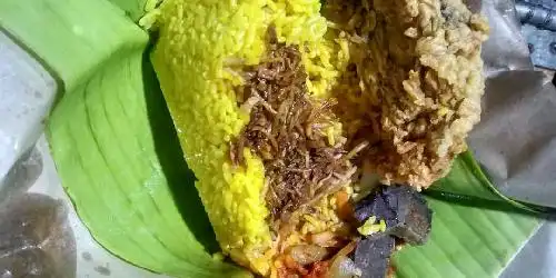Warung Nasi Kuning Berkah, Tinumbu