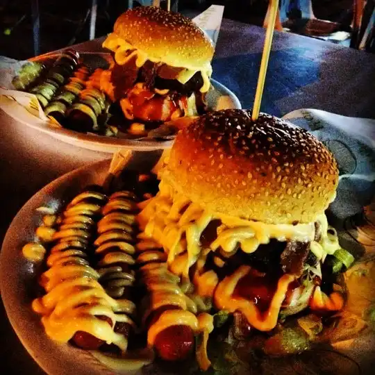 Burger Bakar Kaw Kaw Food Photo 15