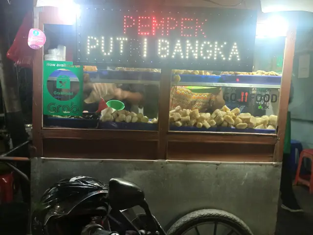 Gambar Makanan Pempek Putri Bangka 3