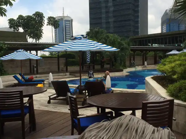 Gambar Makanan Sky Pool Bar Cafe - Hotel Indonesia Kempinski 17