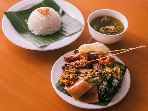 Warung Babi Bali Berawa