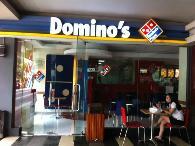 Gambar Makanan Domino's Pizza 3