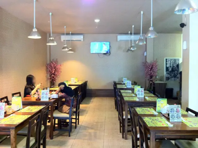 Gambar Makanan Sushi Terrace 7