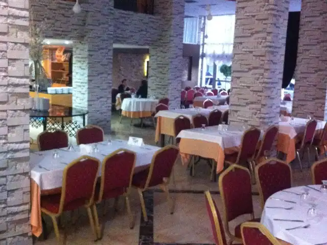 Restaurant - Başkent Hotel'nin yemek ve ambiyans fotoğrafları 3