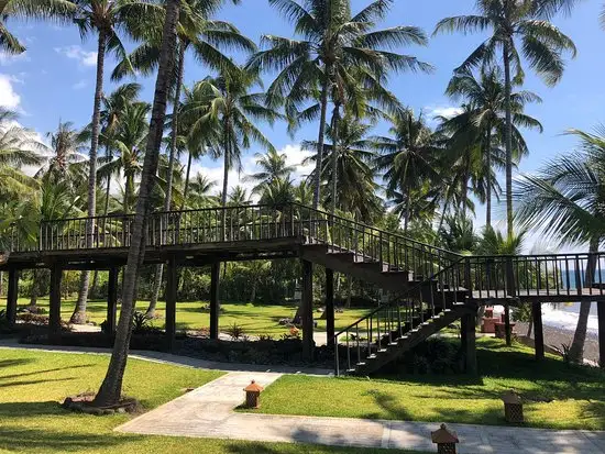 Gambar Makanan Kayu Kayu Beach Front Restaurant 8