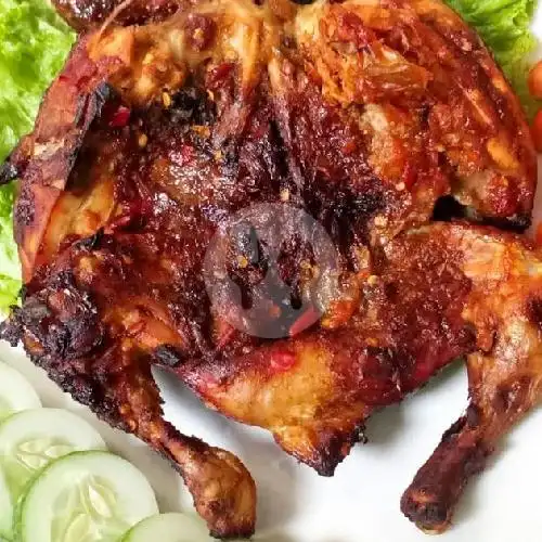 Gambar Makanan Ayam Bakar & Ikan Bakar Juara H.Arief, Boulevard Raya 17