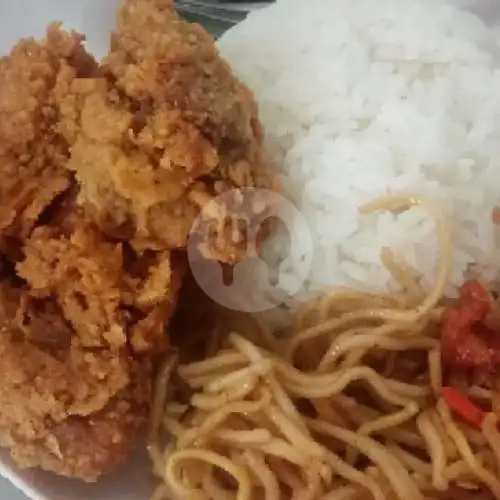 Gambar Makanan Fried Chicken Putra, Padat Karya 9