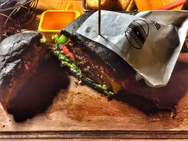 Burger Sound Grill Steaks'nin yemek ve ambiyans fotoğrafları 1