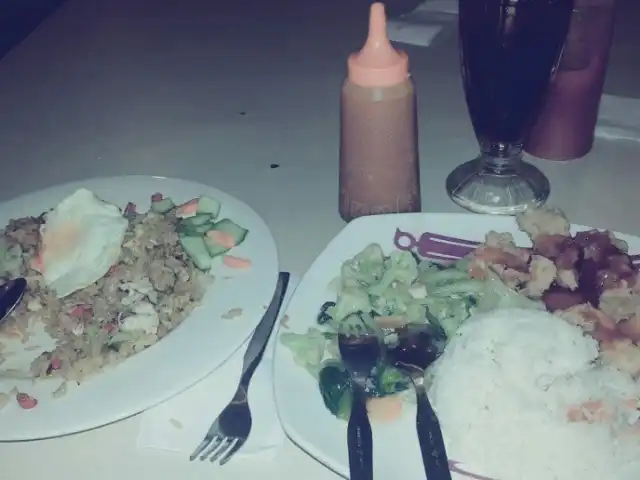 Gambar Makanan Solaria 13