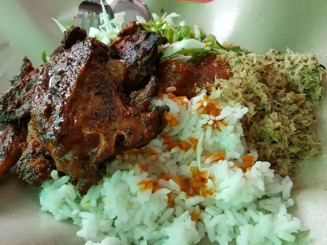 Sofiah Tomyam (Nasi Kerabu Kambing Bakar) Food Photo 8